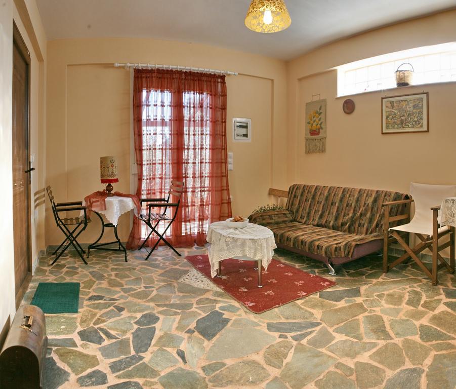 Evaland Traditional Houses Tarti Chambre photo
